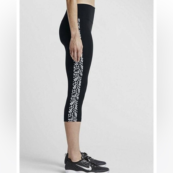 NIKE Legendary Checker Black Legging Tights - Picture 1 of 11